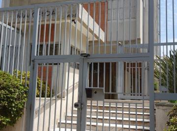 Apartamento · 185m² · 3 Quartos · 2 Vagas · Apartamento para venda em Centro de 185.00m² com 3 Quartos, 1 Suite e 2 Garagens