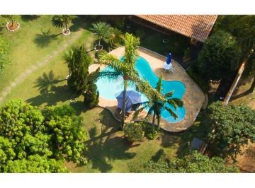 Terreno · 331m² · 5 Quartos · 8 Vagas · Chácara para venda em Recanto Do Guaraparí de 331.00m² com 5 Quartos, 2 Suites e 8 Garagens