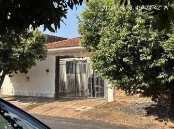 Casa · 200m² · 3 Quartos · Casa para venda em Solo Sagrado de 200.00m² com 3 Quartos