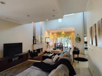 Casa · 370m² · 3 Quartos · 2 Vagas · Casa de Condomínio para venda em Medeiros de 370.00m² com 3 Quartos, 1 Suite e 2 Garagens