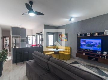 Casa · 72m² · 2 Quartos · 2 Vagas · Casa para Aluguel - Botujuru, 2 Quartos, 72 m² - Mogi das Cruzes