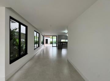 Casa · 440m² · 3 Vagas · 
                                Casa triplex a venda no Condomínio Riviera Del Sol no Recreio dos B
