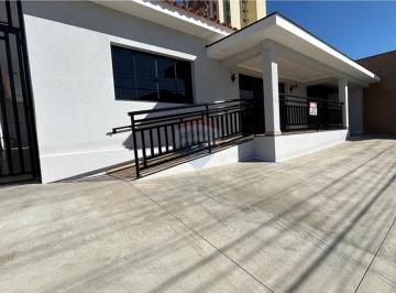 Comercial · 300m² · 7 Vagas · Prédio Comercial para alugar em Centro de 300.00m² com 7 Garagens