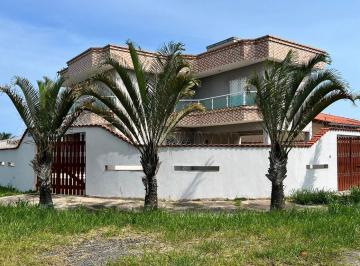 Casa · 80m² · 3 Quartos · 3 Vagas · 
                                Lindo Sobrado com Piscina. 3 Suítes e amplo espaço
                