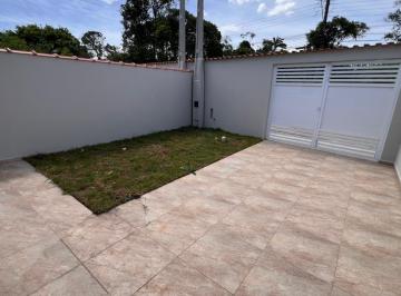 Casa · 55m² · 2 Quartos · 2 Vagas ·
Casa 2 Dormitórios no Umuarama em Itanhaém ? Terreno Amplo de 180m²