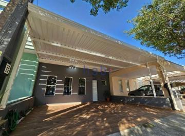 Casa · 203m² · 3 Quartos · 2 Vagas · Casa de Condomínio para venda em Horto Florestal Ii de 203.00m² com 3 Quartos, 3 Suites e 2 Garagens