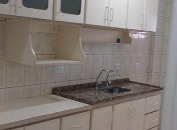 Apartamento · 72m² · 2 Quartos · 1 Vaga · Apartamento para venda e aluguel em Centro de 72.00m² com 2 Quartos e 1 Garagem
