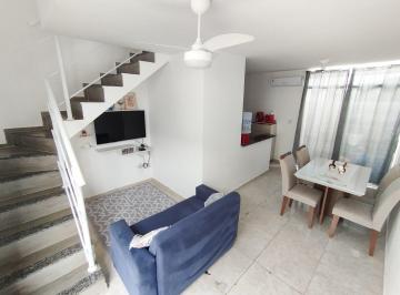 Casa · 47m² · 2 Quartos · 1 Vaga ·
Casa em Condomínio no Cibratel II Lado Praia com Quintal à Venda em