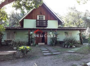 Casa · 8000m² · 2 Quartos · 1 Vaga · Casa em Rua da Caputera - Caputera I - Angra dos Reis/RJ