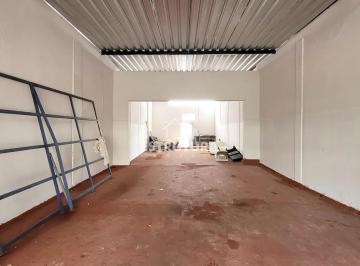Comercial · 151m² · Prédio Comercial para alugar em Vila Martins de 151.00m²