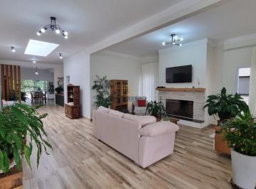 Casa · 305m² · 3 Quartos · 2 Vagas · Casa para venda em Ninho Verde Ii de 305.00m² com 3 Quartos, 1 Suite e 2 Garagens