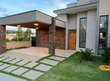 Casa · 350m² · 3 Quartos · 4 Vagas · Casa de Condomínio para venda em Jacaré de 350.00m² com 3 Quartos, 1 Suite e 4 Garagens