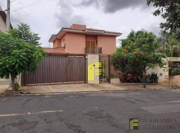 Casa · 230m² · 3 Quartos · 4 Vagas · Casa para venda em Jardim Morumbi de 230.00m² com 3 Quartos, 1 Suite e 4 Garagens