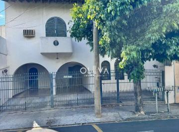 Casa · 350m² · 3 Quartos · Sobrado para venda em Vila Bom Jesus de 350.00m² com 3 Quartos