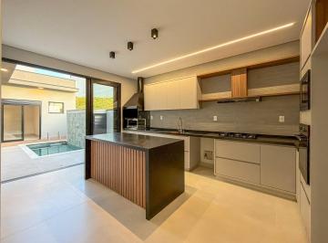 Casa · 140m² · 3 Quartos · 4 Vagas ·
Casa com piscina à venda no Condomínio Park Gran Reserve em Indaiat
