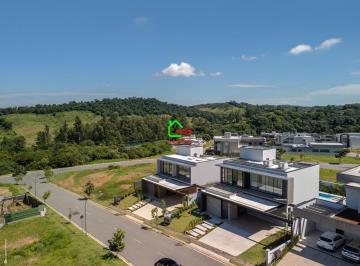 Casa · 300m² · 3 Quartos · 5 Vagas · Casa de Condomínio para venda em Santa Cândida de 300.00m² com 3 Quartos, 3 Suites e 5 Garagens