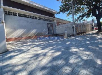 Casa · 243m² · 1 Quarto · 4 Vagas · Casa para alugar em Jardim Guanabara de 243.00m² com 1 Quarto e 4 Garagens