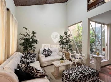 Casa · 394m² · 4 Quartos · 4 Vagas · Casa para venda em Jardim Tereza de 394.00m² com 4 Quartos, 1 Suite e 4 Garagens