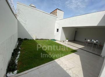Casa · 190m² · 3 Quartos · 2 Vagas · Casa à venda, com 3 quartos sendo 1 suíte, Planalto, UBERLANDIA - MG