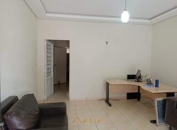 Comercial · 219m² · 3 Quartos · 1 Vaga · Imóvel Comercial para alugar em Centro de 219.00m² com 3 Quartos, 1 Suite e 1 Garagem