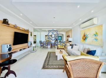 Apartamento · 172m² · 3 Quartos · 2 Vagas · EXCELENTE APARTAMENTO NO CENTRO DA  PRAIA DE PITANGUEIRAS - 02 VAGAS DE GARAGEM
