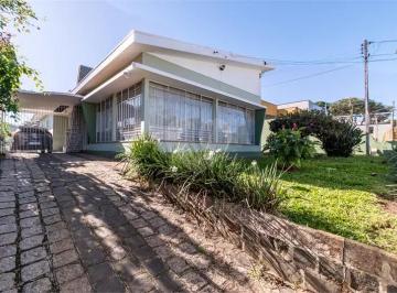 Casa de 3 quartos, Curitiba · Linda casa térrea com 3 quartos à venda em Jardim Botânico - Curitiba PR