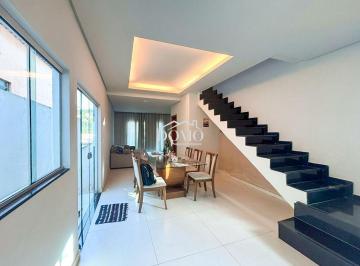 41fnwgi2ytbmngrlywq0y2q3_md · Linda casa duplex com 03 quartos e suíte
