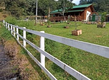 amch008-1 · Chácara com casa 3 quartos, suíte, riacho, pomar, pronta para morar Águas Mornas