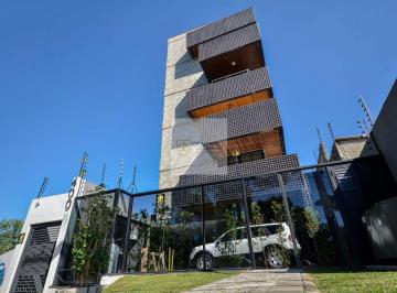 kcilfca2ytewyzazodlizmzm_md · Cobertura Exclusiva no Centro com 3 Quartos, Suíte e Vista Privilegiada!