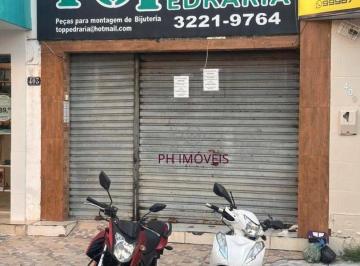 1ff4af5980062568b7354af7af02c42526c45e4c · Loja comercial ampla no Centro de Maceió - 240m²
