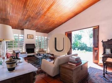 06e22e1de2648aaa7a026a3eecb46c09e3a753fb · Condomínio fechado: 250 m² construídos em terreno de 656 m², com 3 dormitórios e 4 vagas