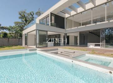 Casa · 630m² · 5 Quartos · CASA À VENDA EM CONDOMÍNIO COM 5 SUÍTES E PISCINA