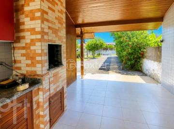 8b8ab6c6 · Casa, 4 dormitórios, 130 m², em Praia do Sonho (Ens Brito)