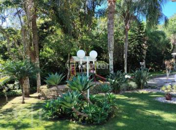 99f5e2f3 · Casa, 2 dormitórios, 78.15 m², em Centro