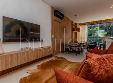 Apartamento de 3 quartos, Itajaí · APARTAMENTO MOBILIADO NA PRAIA BRAVA DE ITAJAÍ-SC PARA LOCAÇÃO ANUAL