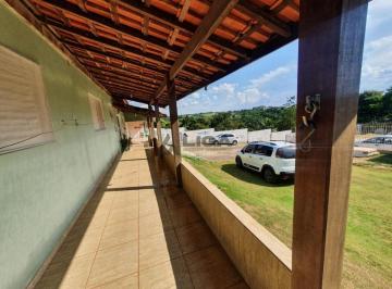 Rural de 4 quartos, Artur Nogueira · Chácara com Hidromassagem, 4 Quartos e 1.000 m² para Viver e Relaxar
