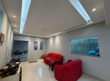 Casa de 2 quartos, São Sebastião · Casa com 2 quartos em São Sebastião, com 200 m² de terreno à venda.