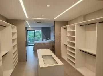 Casa · 351m² · 5 Quartos · 4 Vagas · Casa no Alphaville Francisco Brennand.!!!