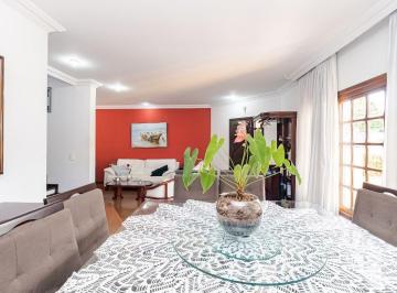 Casa de 3 quartos, São Caetano do Sul · Casa com 250 m² e 3 quartos à venda em Osvaldo Cruz