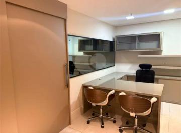 Comercial , Curitiba · Imóvel Comercial para Alugar no Água Verde em Localização Estratégica