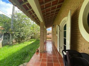 Foto 01 · Casa térrea com 2 dormitórios na praia da Lagoinha em Ubatuba!