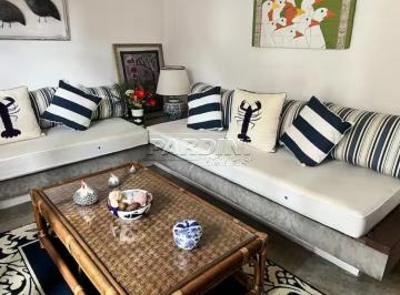 Foto 01 · Linda casa em condomínio com 4 dormitórios e espaço gourmet na praia do Lázaro em Ubatuba!