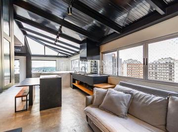 Apartamento de 2 quartos, Curitiba · Cobertura duplex com atmosfera urbana em pleno Agua Verde!