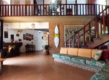 Foto 01 · Ótima casa com 4 suítes e espaço gourmet na praia do Lázaro em Ubatuba!