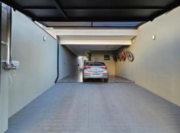 Casa · 320m² · 3 Quartos · 3 Vagas · Casa padrão para Venda e Locação no Bairro Jardim Irajá, em Ribeirão Preto