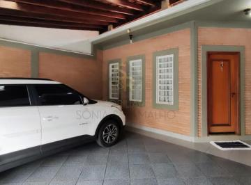 Casa · 250m² · 3 Quartos · 3 Vagas · Viva perto de tudo! Casa térrea com 3 dormitórios/01 suíte na melhor região da Nova Ribeirânia por R