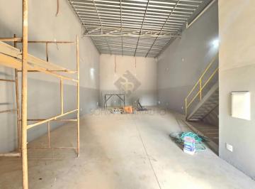 Comercial · 128m² · Salão comercial para locação com amplo espaço no bairro Parque das Oliveiras, em Ribeirão Preto/SP.