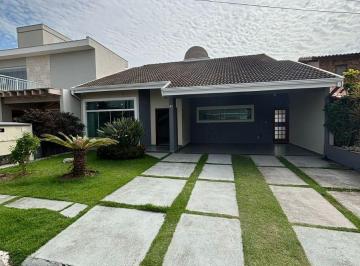 Casa de 3 quartos, Porto Feliz · Sobrado com 3 Dormitórios, Suíte Térrea, Mezanino, Piscina e Espaço Gourmet Completo