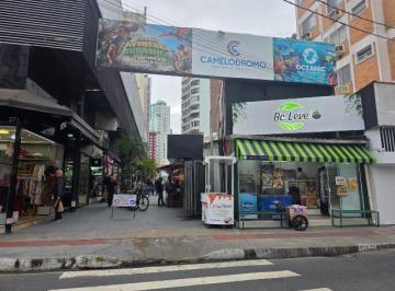Foto 01 · Oportunidade Imperdível: Ponto Comercial à Venda no Camelódromo de Balneário Camboriú-SC, 1 Sala, 24
