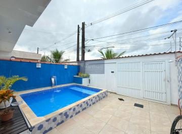 Foto 01 · Imperdível! Casa com 2 quartos, 1 suíte, 2 vagas de garagem em Nova Itanhaem, Itanhaém-SP - 74,14m² 